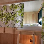 Quiet Private In Shared - Yksityinen Rauhallinen Huone Kodissa- 15min To * Helsinki